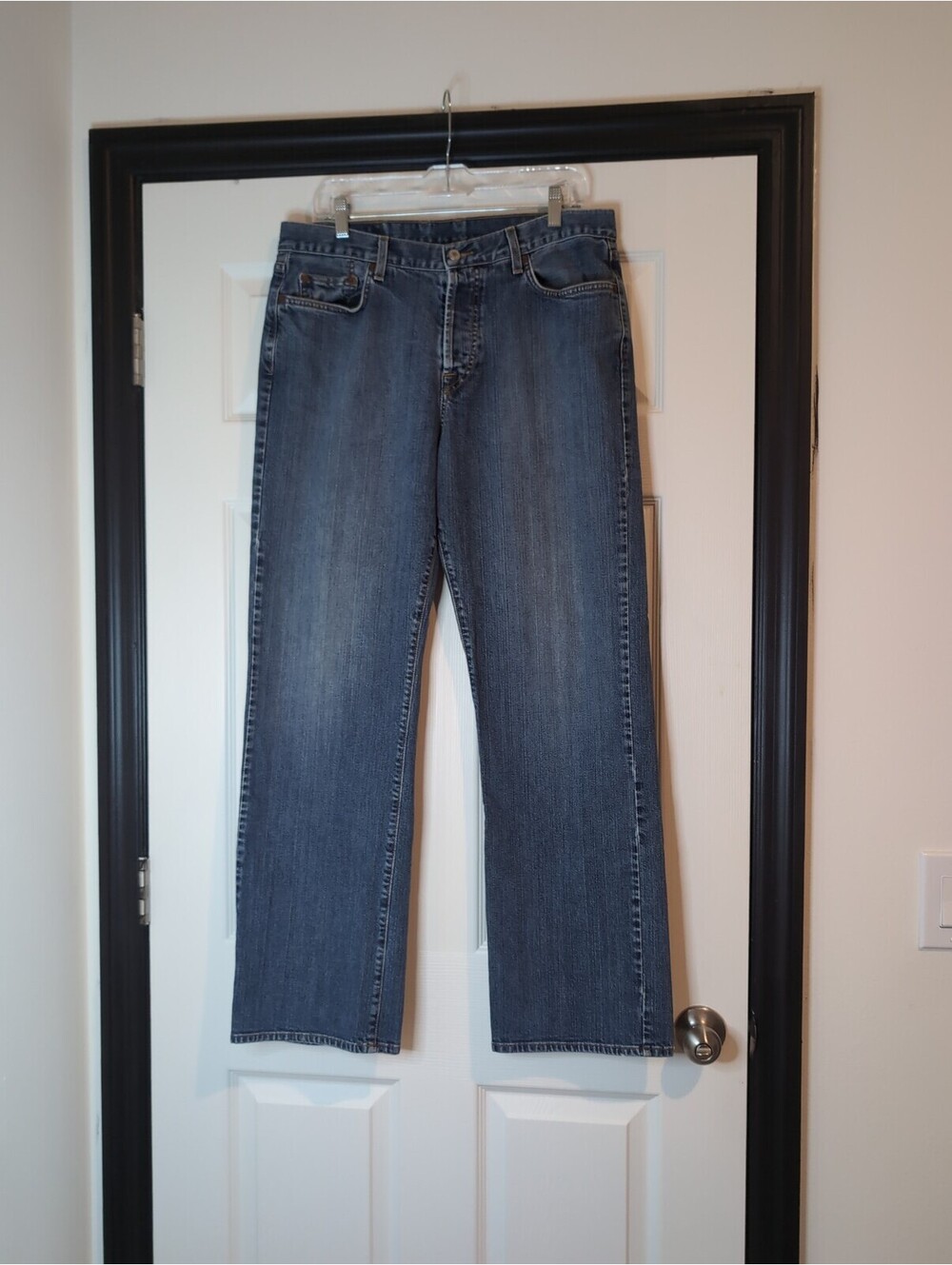 Men's 36/32 lucky brand style 181 jeans